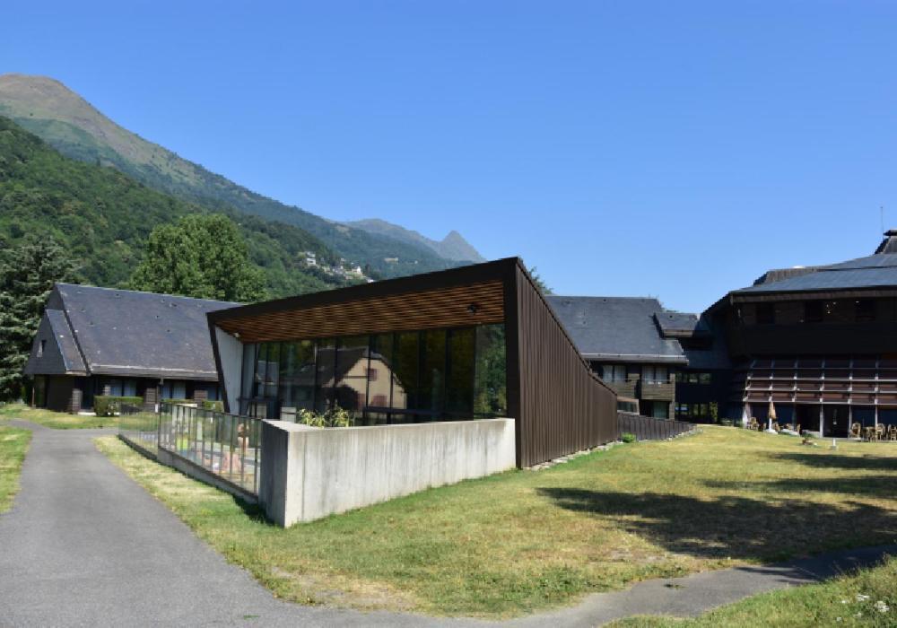 Le Village De Luz Saint Sauveur